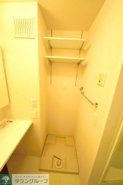 その他設備　室内洗濯機置き場です