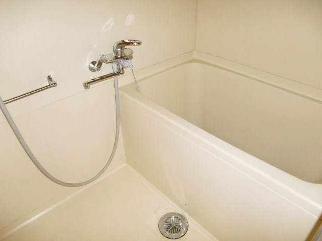 バス・シャワールーム　ゆったりバスルーム♪