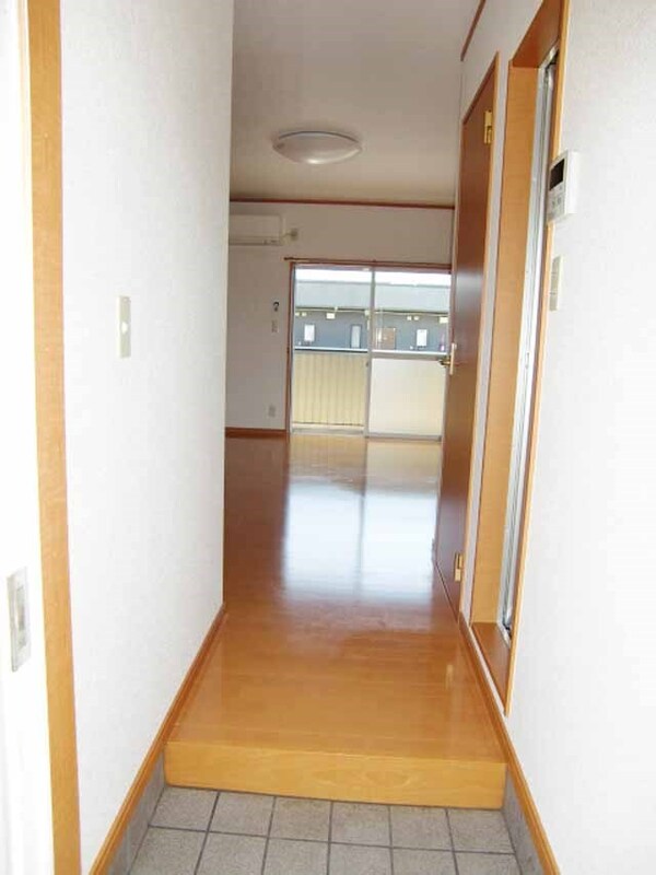 玄関　下駄箱付き！