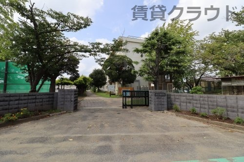 小学校　千葉市立生浜西小学校（小学校）まで659m