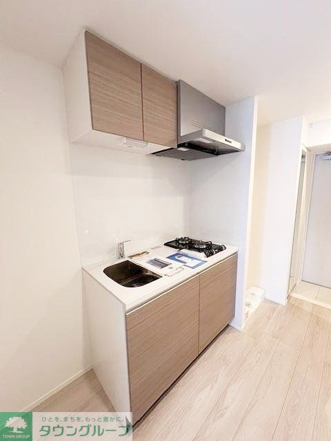 キッチン　玄関