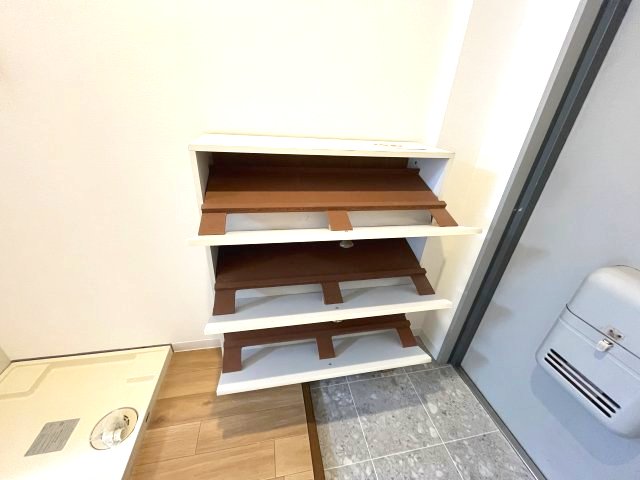 収納　イメージとして反転したお部屋となっております 間取り図参照願