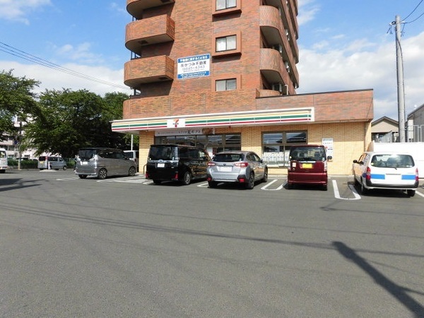 コンビニ　セブンイレブン盛岡青山１丁目店（コンビニ）まで761m