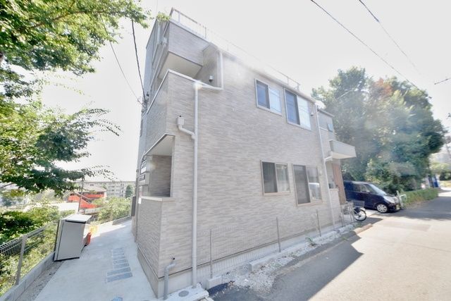 建物外観　お問い合わせはタウンハウジングまで