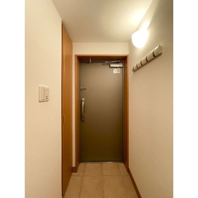 玄関　物件画像