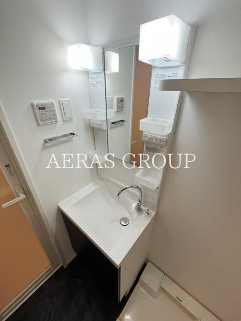 洗面設備　別部屋　参考写真