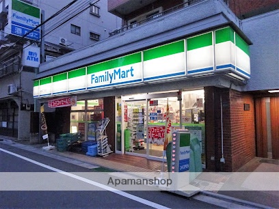 コンビニ　ファミリーマート巣鴨３丁目店（コンビニ）まで53m