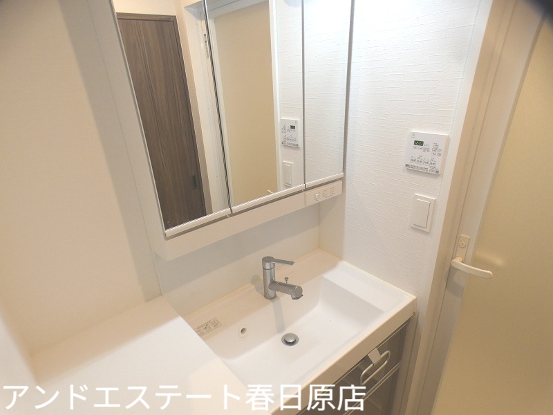 洗面設備　シャンプードレッサー