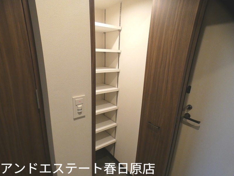玄関　靴もたくさん収納できます
