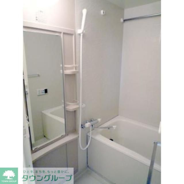バス・シャワールーム　※写真は同タイプ住戸です。
