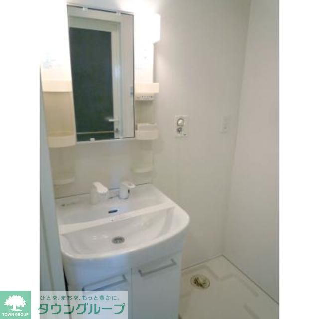 洗面設備　※写真は同タイプ住戸です。