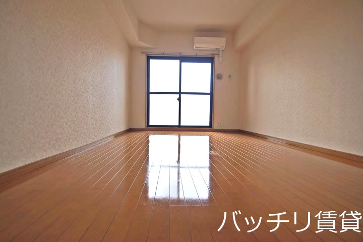 居室・リビング　＊画像は別部屋の為、現状を優先いたします
