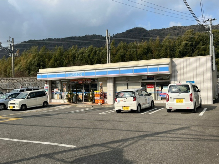 コンビニ　ローソン神戸谷上東町店（コンビニ）まで290m