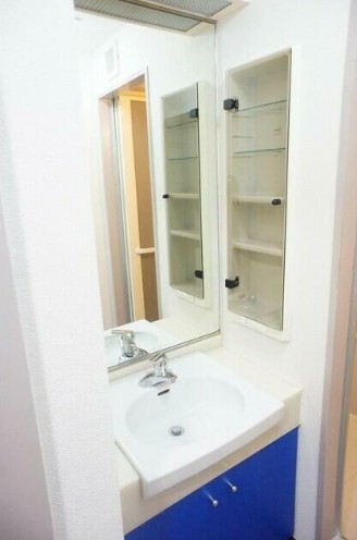 洗面設備　同タイプ別部屋のお写真です