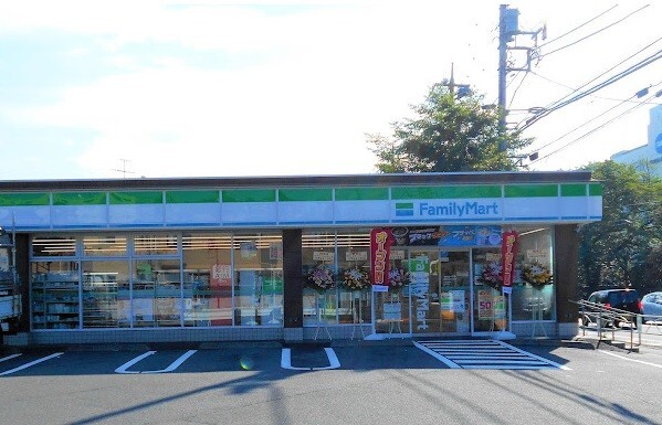 コンビニ　ファミリーマート日野台五丁目店（コンビニ）まで172m