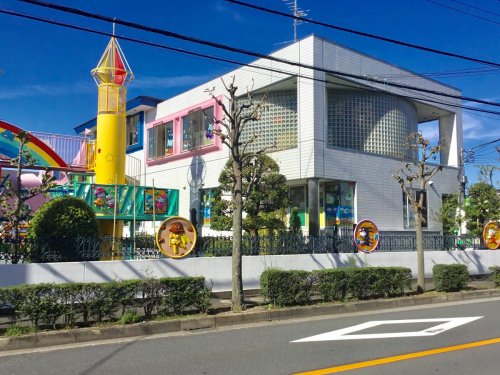 幼稚園・保育園　足立みどり幼稚園（幼稚園・保育園）まで575m
