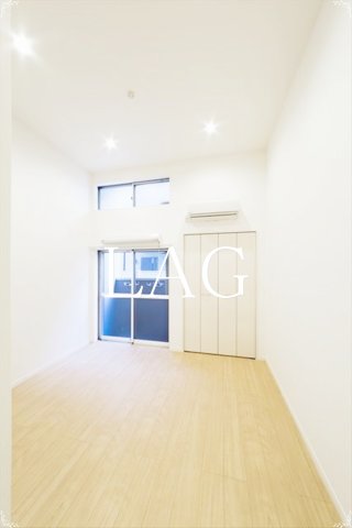 居室・リビング　洋室のお部屋です。