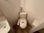 トイレ　こちらはトイレです。清潔感があり、安心して使用できます。