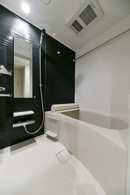 バス・シャワールーム　※写真は同タイプ住戸です。