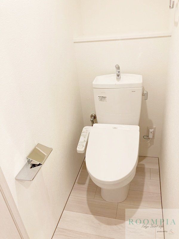 トイレ　※写真は同タイプの別のお部屋です