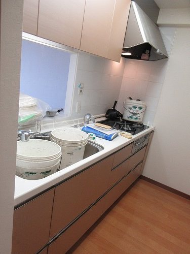 キッチン　※内装中