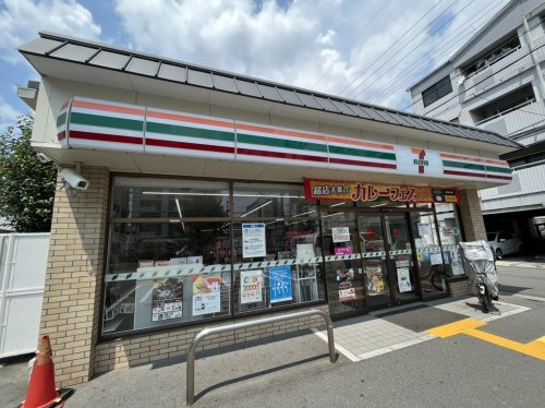 コンビニ　セブンイレブン 西京極西大丸町店（コンビニ）まで465m