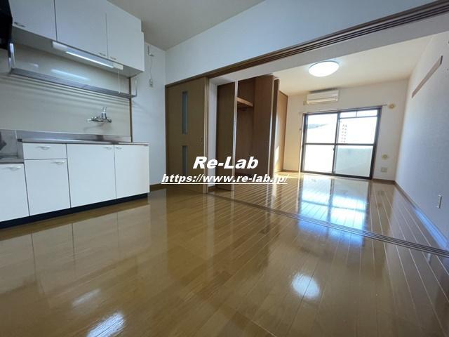 居室・リビング　※参考として他のお部屋の写真です