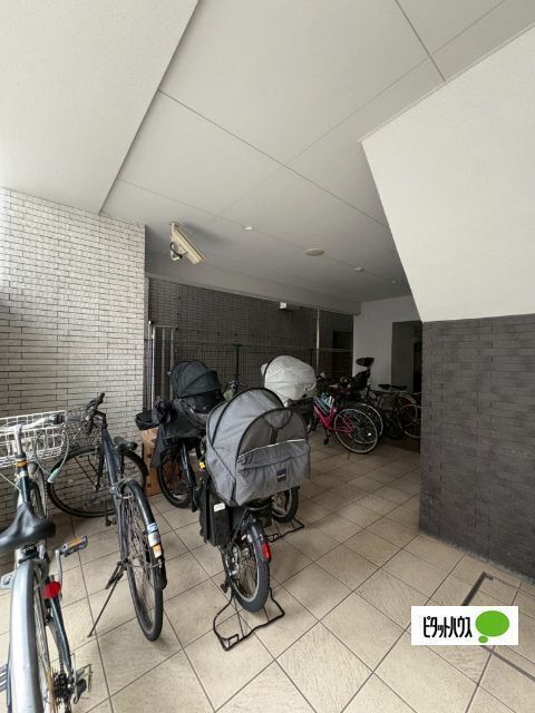 駐車場　※駐輪場
