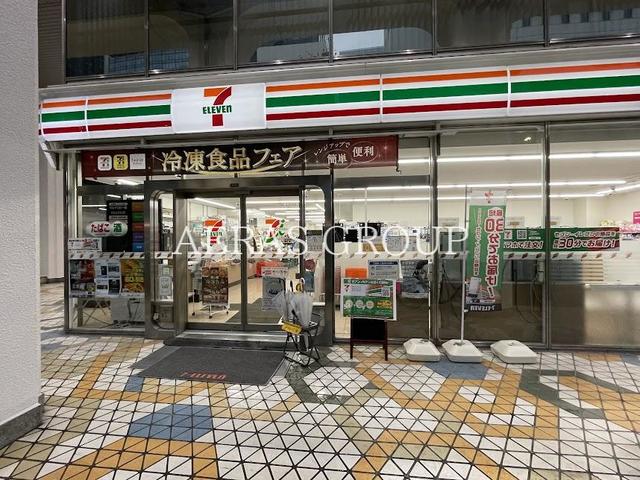 コンビニ　セブン-イレブン 内神田２丁目店（コンビニ）まで136m