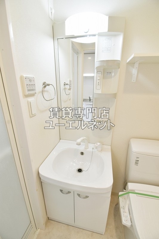 洗面設備　独立洗面台