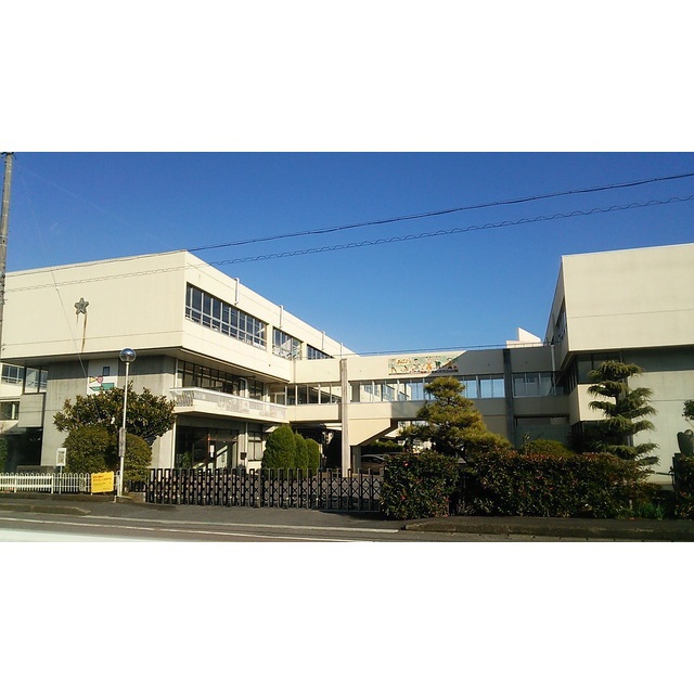 小学校　穂積小学校（瑞穂）（小学校）まで560m