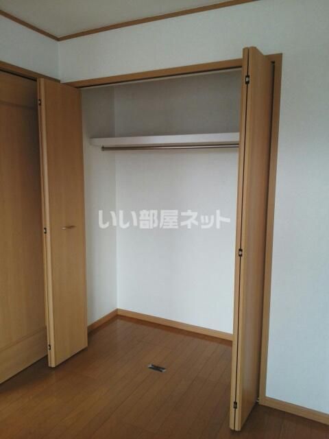 ピアチェーレIの内装写真