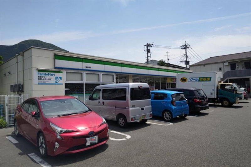 コンビニ　ファミリーマート 小倉黒住店（コンビニ）まで1604m