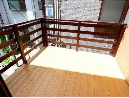 バルコニー　千駄木４丁目戸建て　文京区千駄木４