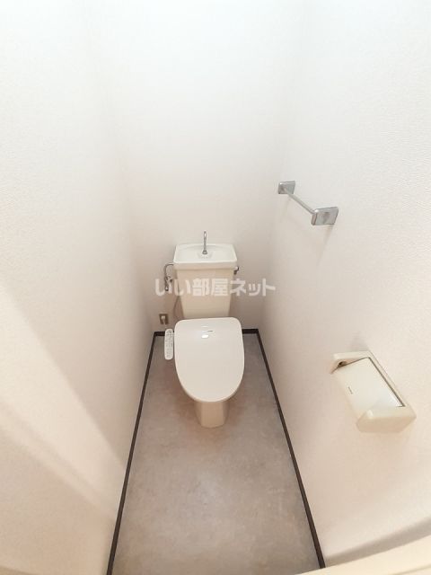 クローバーガーデンAのトイレ写真
