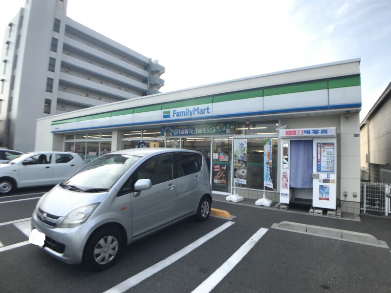 コンビニ　ファミリーマート　岡山新屋敷店（コンビニ）まで719m