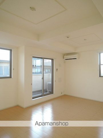 名鉄名古屋本線 妙興寺駅 徒歩30分 2階建 築15年の居間写真