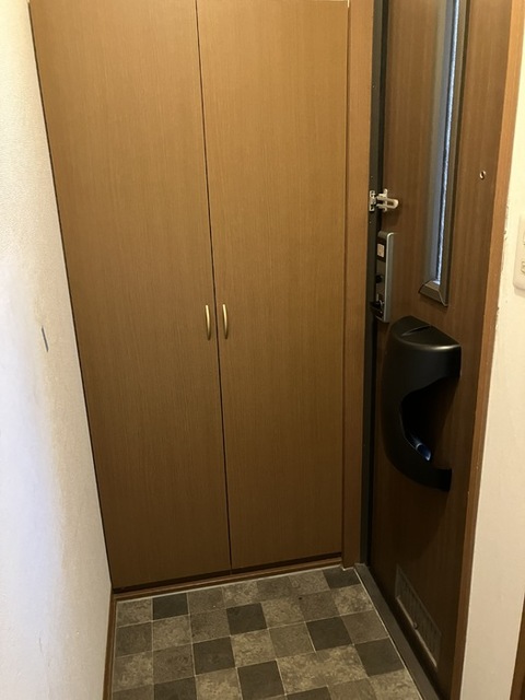 玄関　１１２　玄関