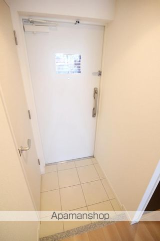 レジディア大森IIの玄関写真