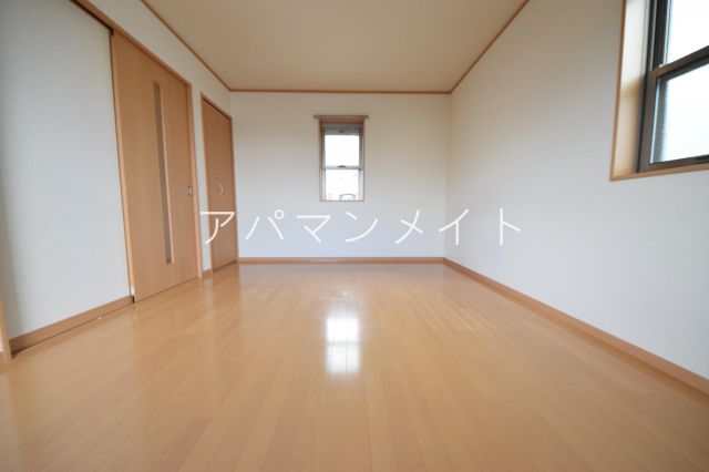 アムールシュシュIIの内装写真