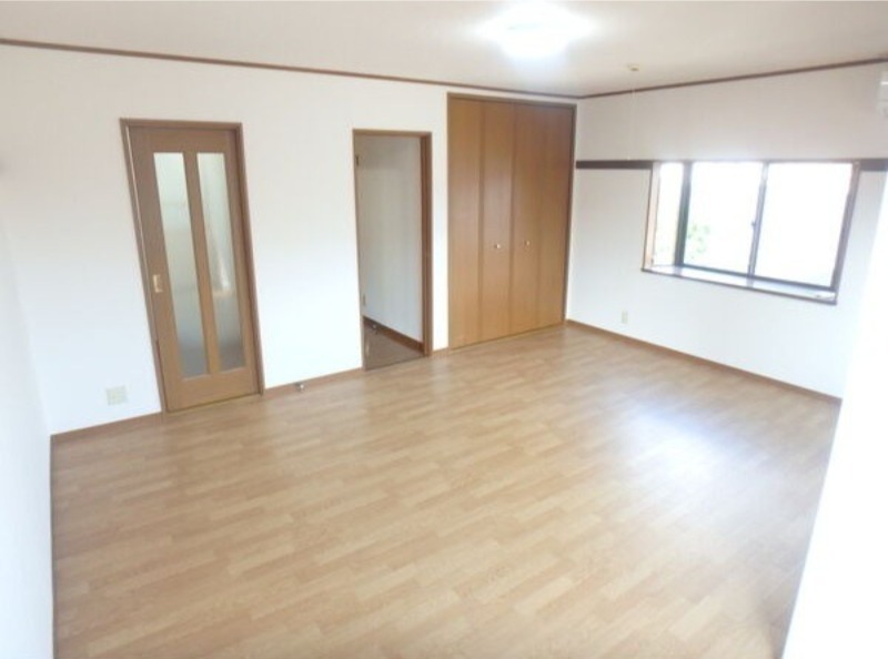 居室・リビング　図面と現状に相違がある場合には現状を優先
