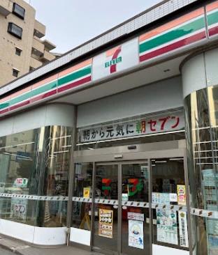 コンビニ　セブンイレブン川崎さつき橋店（コンビニ）まで163m
