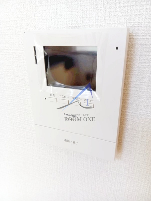 セキュリティ　モニター付きインターホンです。