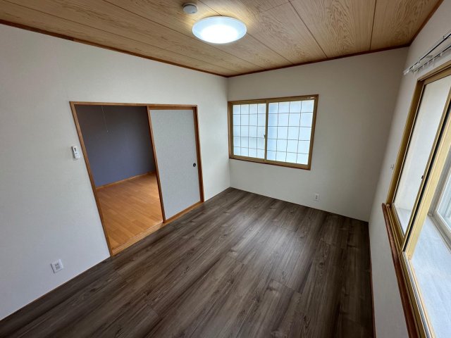 その他部屋・スペース　角部屋なので日当たり良好！