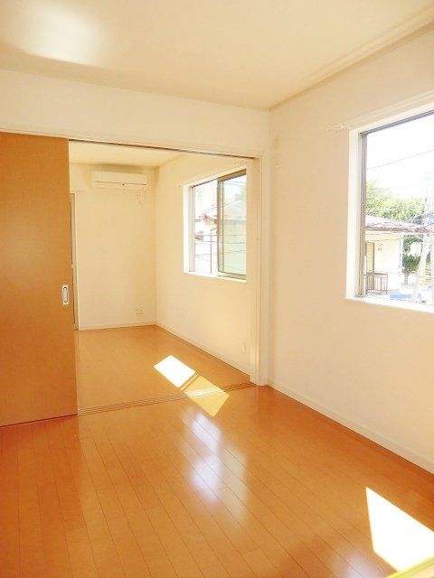 ヴィヴレ前原の内装写真