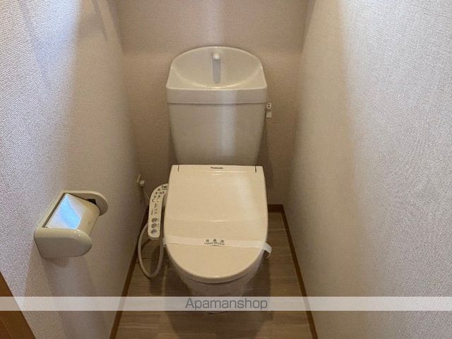 リースランドネオス春日壱番館 Aのトイレ写真