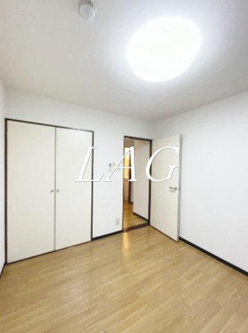 居室・リビング　洋室のお部屋です。