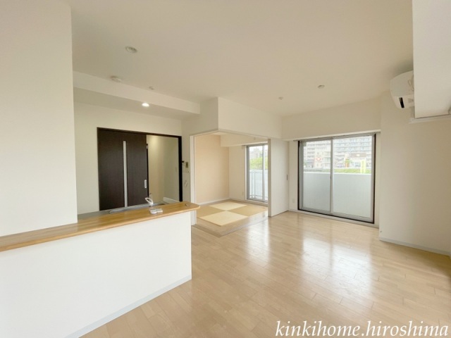 居室・リビング　写真は別のお部屋です。※現況を優先します