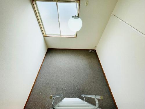 居室・リビング　1Ｆフローリング・2Ｆ絨毯