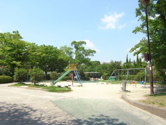 【パピヨンカトーの公園】